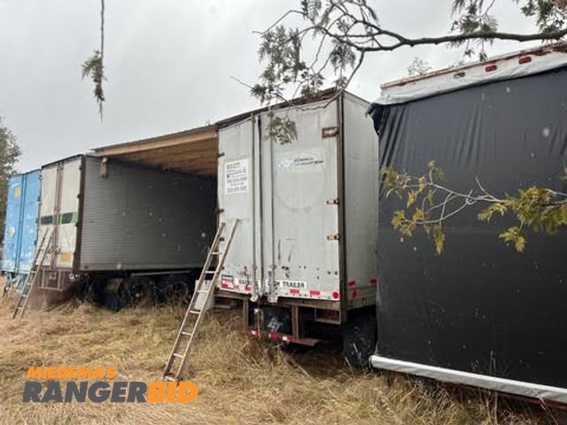 Lot 30-10130 - 1 1970 Unknown Unknown Scrap Van Lot of (5) Van Semi Trailers, for scrap. The floors are rotted thro...