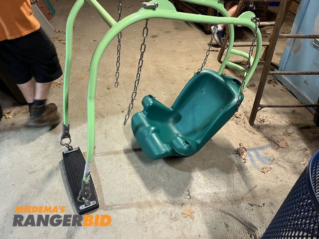 Lot 30-3015 - Playcore Handicap Swing
