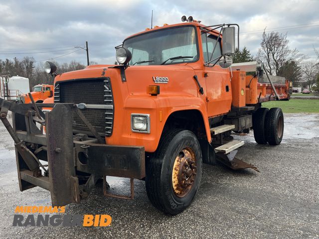 Lot 30-4849 - 1995 Ford Sterling L8000 4x2 Dump Truck