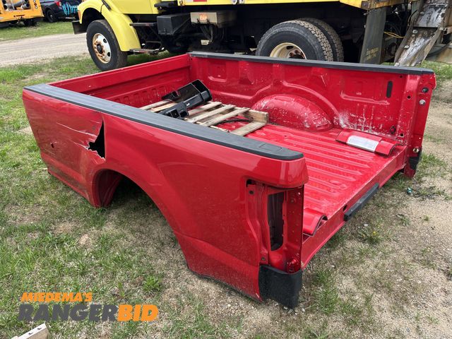 Lot 30-4717 - Ford 8' Truck Bed
