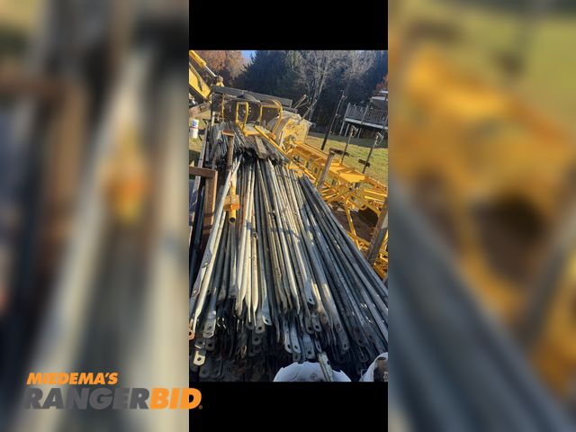 Lot 30-10948 - 10- braces for scaffolding 7- feet long