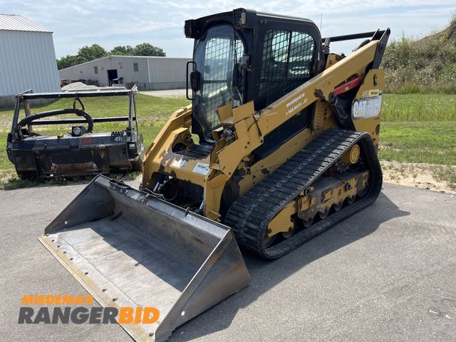 Lot 30-1521 - 2017 Cat 299D 2 XHP Compact Track Loader Skid Steer