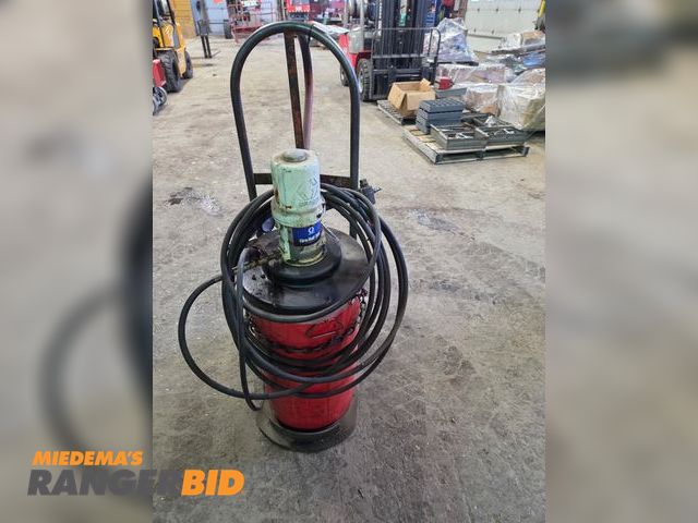 Lot 30-4883 - Graco Pneumatic Grease Gun