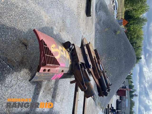Lot 30-10611 - 12' Belly Blade 12' Under Body Belly Blade, working condition unknown. Make believed to be Monroe. B...