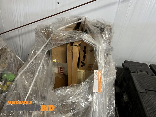 Lot 30-372 - Pallet of Miscellaneous John deer mower and Gravely zero turn parts. More photos coming soon.