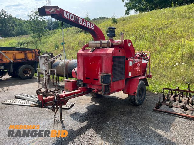Lot 30-3917 - Morbark 17 Wood Chipper