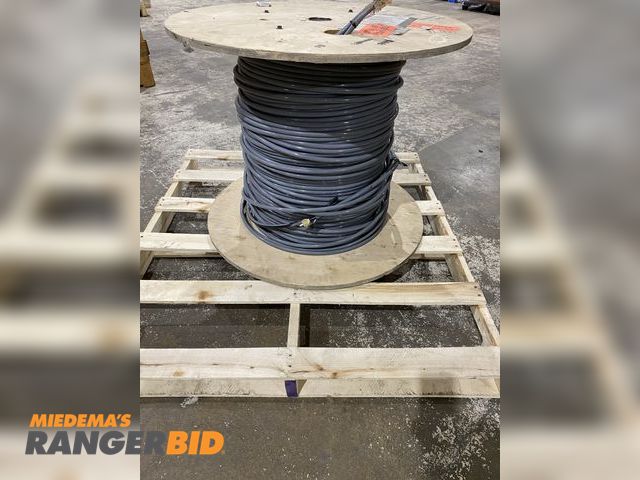 Lot 30-9 - Corning 6-F OM3 TB RISER FREEDM ONE, 2.8/1.0 DB/KM 1500/500 MHZ*KM Fiber Optic Cable. 2 Lengths at l...