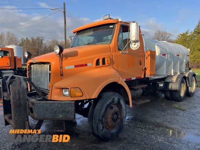 Lot 30-4846 - 1998 Ford L9513 6x4 Cab and Chassis ONLY Dump Truck