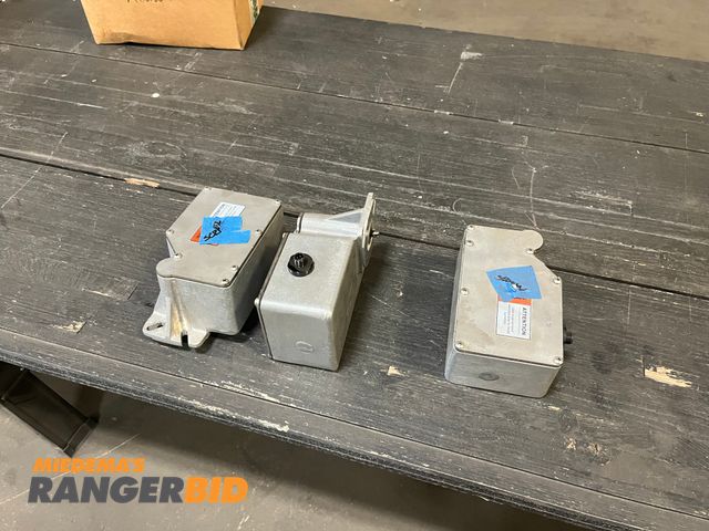 Lot 30-2449 - (3) Encoder Pods