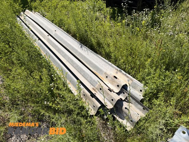 Lot 30-3986 - (10) 12' Guardrail Sections. Municipality owned, seller will load.