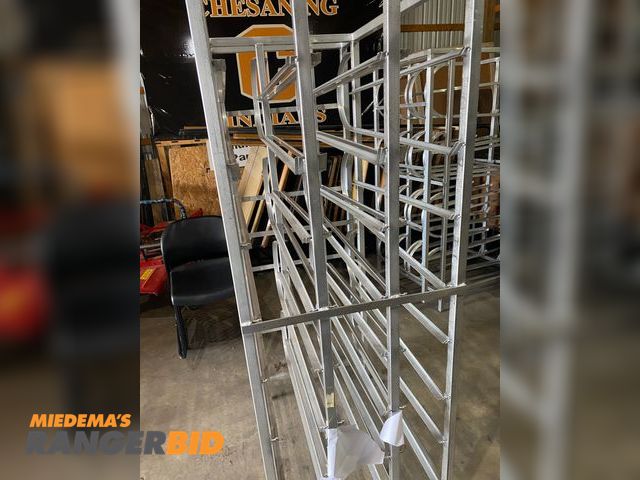 Lot 30-10313 - 2 Aluminum Large Can Racks (2) Large Can Racks