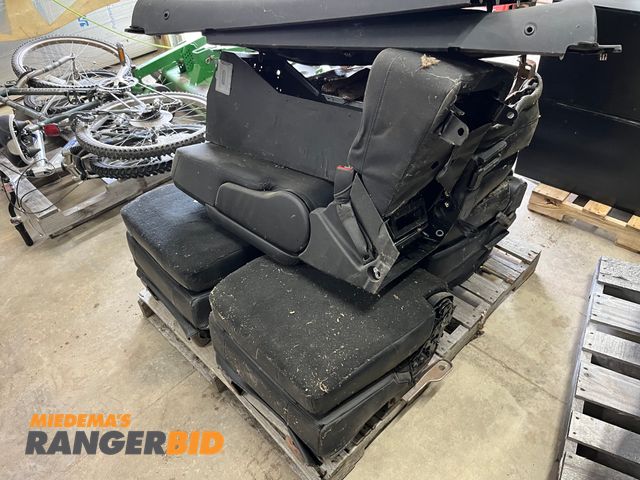 Lot 30-2555 - Lot of Ford Explorer Seats, never used. Year is approximately 2016