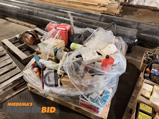 Lot 30-3862 - Pallet of Misc. Shop items

Municipality owned, seller will load.