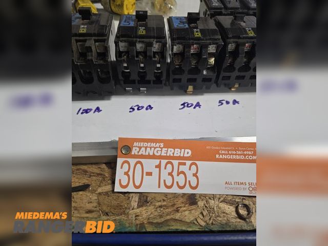 Lot 30-1353 - Breakers, Transformer, Plugs and Sockets