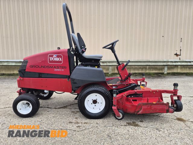 Lot 30-3204 - 2018 Toro Groundsmaster 3280-D Commercial Lawn Mower