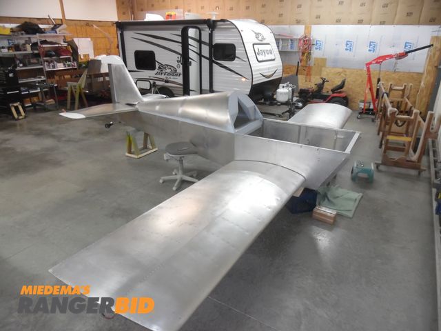 Lot 30-11005 - 2024 Sonex B Complete Airframe Kit Airplane Much work completed. Fuselage, wings, ailerons, flaps an...