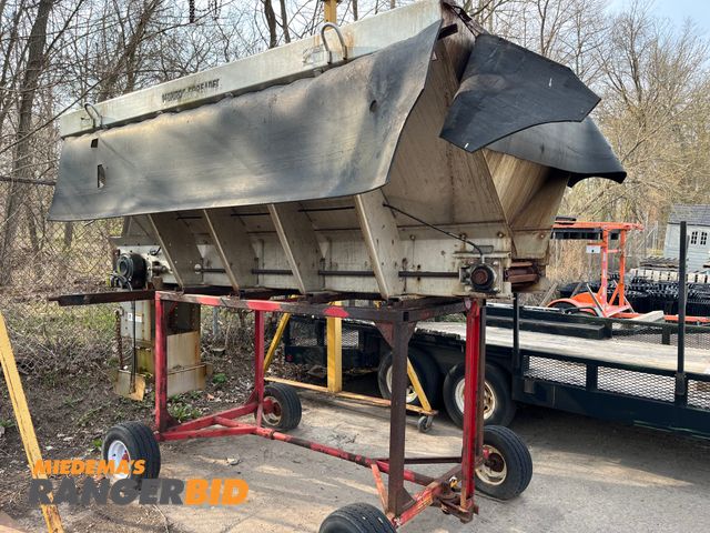 Lot 30-148 - Monroe 12' Stainless Steel Slide in Salter / Sander MSV-120-84-50 with Stand Municipality owned, Sel...