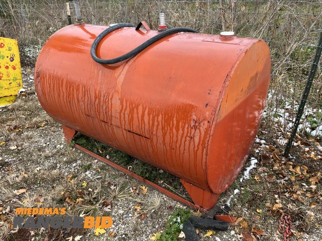 Lot 30-1912 - Approximately 300 gallon fuel tank