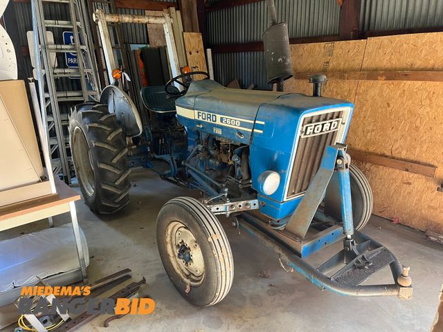 Lot 30-3041 - Ford 2600 Tractor •	Stored indoors.
•	Municipality owned, regularly serviced, and well maintained.
•...
