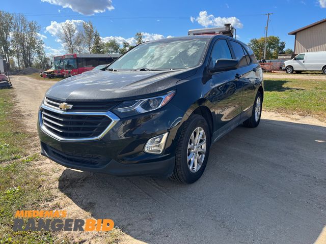 Lot 30-3743 - 2021 Chevrolet Equinox with a 1.5L L4 DIR DOHC 16V TURBO engine. LS SUV AWD