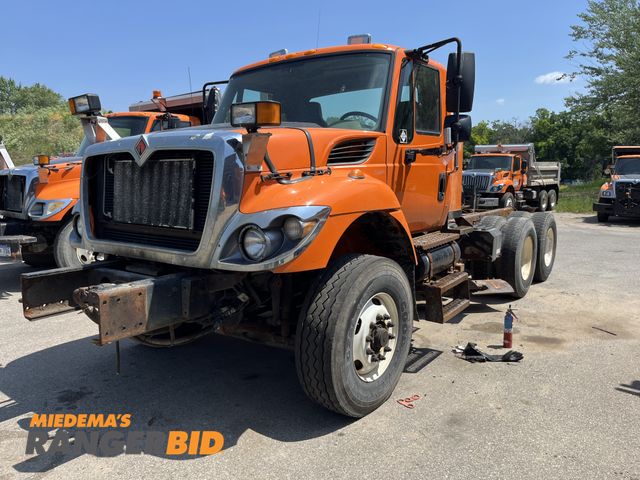 Lot 30-2327 - 2010 International 7400 SBA 6X4 Dump Truck