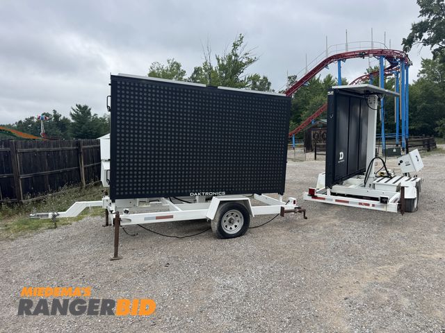 Lot 30-54612 - Daktronics VP400 Towable Solar Powered Digital Signs