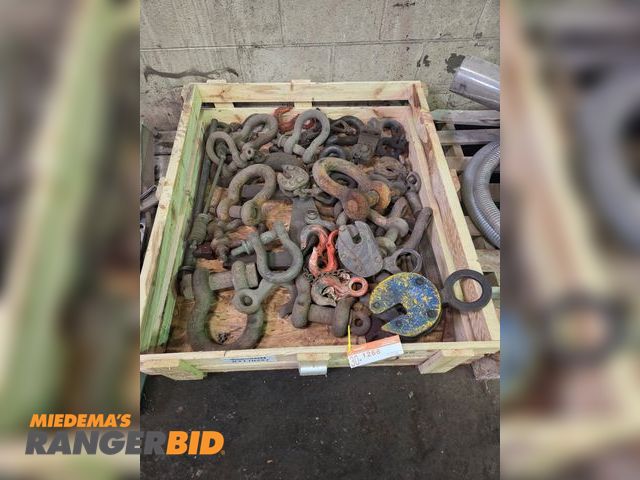 Lot 30-1268 - Pallet of Misc Shackles / Hooks and Sheet Clamps
