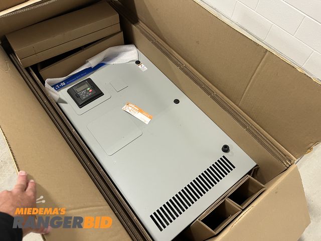 Lot 30-4597 - EATON SVX Drive