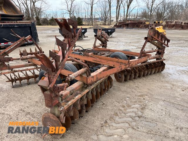 Lot 30-575 - International Harvester 475 Harrow Disc