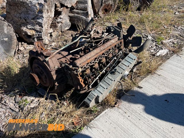 Lot 30-3732 - 1996 International DT466 Engine •	Ran when taken out of service. Has been sitting for a little while. Missing a few parts.
•	Municipality owned, seller will load.