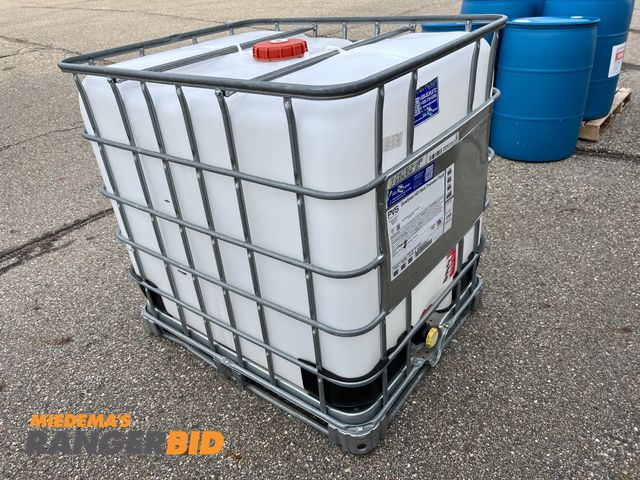 Lot 30-445 - (2) Liquid Storage Tank