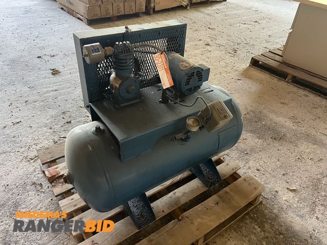 Lot 30-2311 - Air compressor Unknown make and model Electric Powered Three Phase