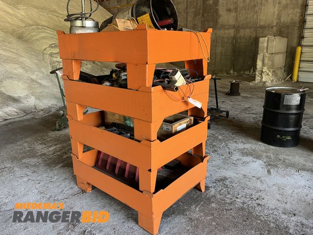 Lot 30-2333 - (4) 3' x 4' x 8" Metal Stackable Bins COMES WITH TOOLS SHOWN