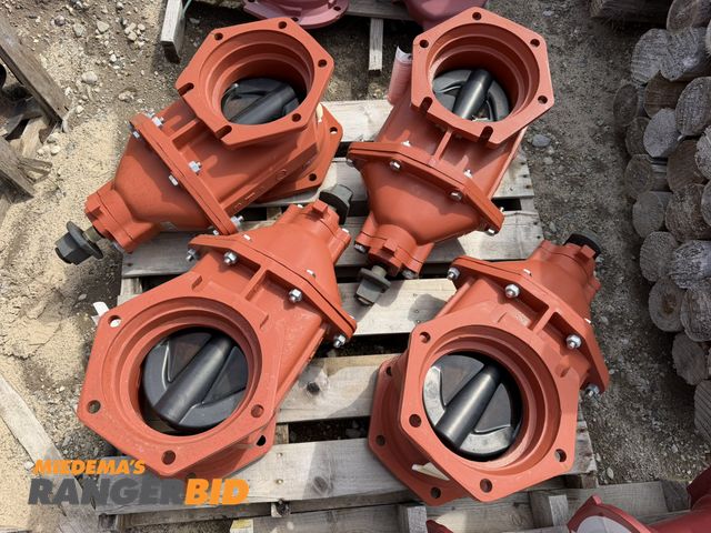 Lot 30-5807 - Lot of (4) fire gate main valves with 8" pipe fitting.