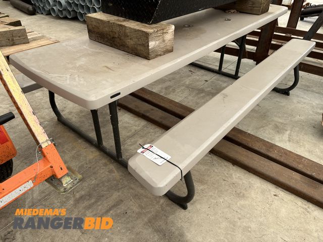 Lot 30-1481 - Lifetime 8' picnic table (foldable)