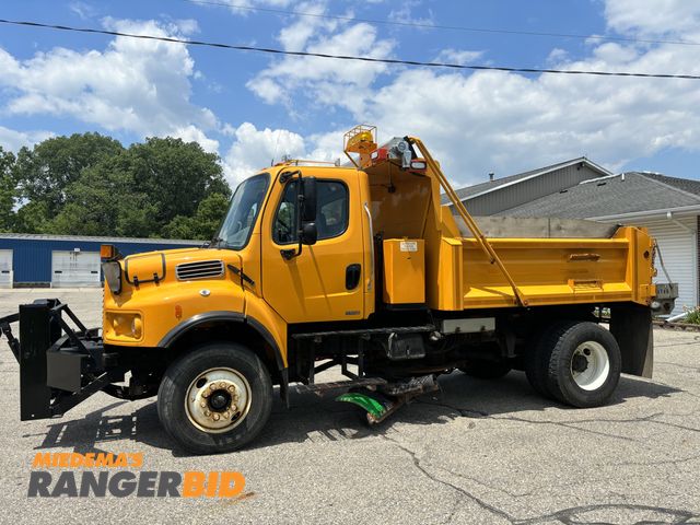 Lot 30-10507 - 2011 Freightliner M2 106 Dump Truck 2010 Freightliner Dump Truck.  Vehicle equipped with Monroe MS35...