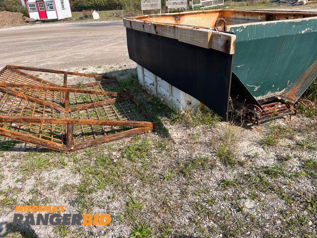 Lot 30-3433 - Swenson Spreader Stainless Steel Seller will load.