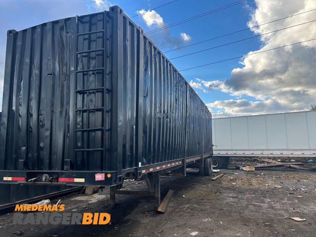 Lot 30-10066 - 1996 OSHKOSH HIGH SIDE TRAILER Semi-Trailer High Side for sale- 1996 OSHKOSH Rebuilt Trailer with new top put on in 2021
