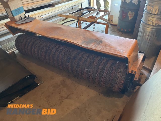 Lot 30-4945 - ODB Rotary Sweeper . PTO Powered