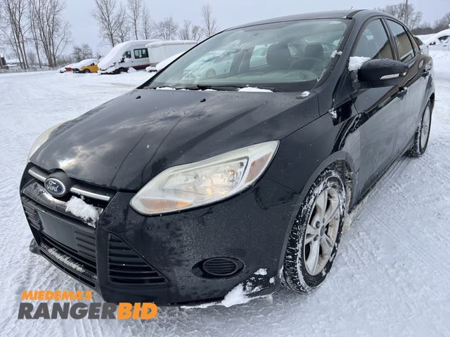 Lot 30-4890 - 2014 Ford Focus SE with 46,034 Sedan FWD