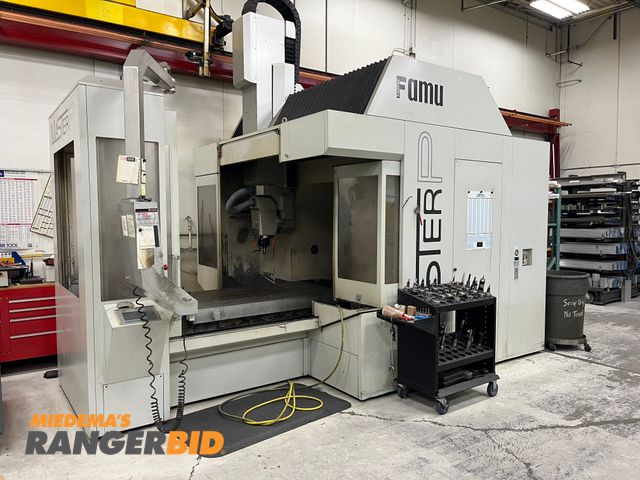 Lot 30-424 - 2005 Parpas Famu Master P 5-Axis CNC Machining Center
