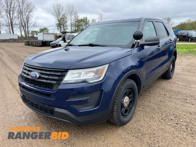 Lot 30-2109 - 2016 Ford Explorer with a 3.7L V6 DOHC 24V engine. Police SUV AWD
