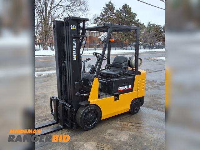 Lot 30-170 - Caterpillar 5,000lbs Capacity Forklift - See Video For Operation