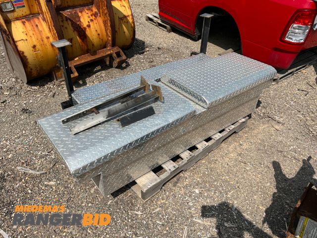 Lot 30-3610 - Lot of (2) Truck Tool boxes, see pics for dimensions. One comes with key