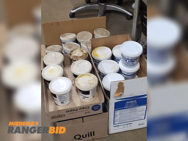 Lot 30-10007 - 54 containers of joint/pipe gasket lube