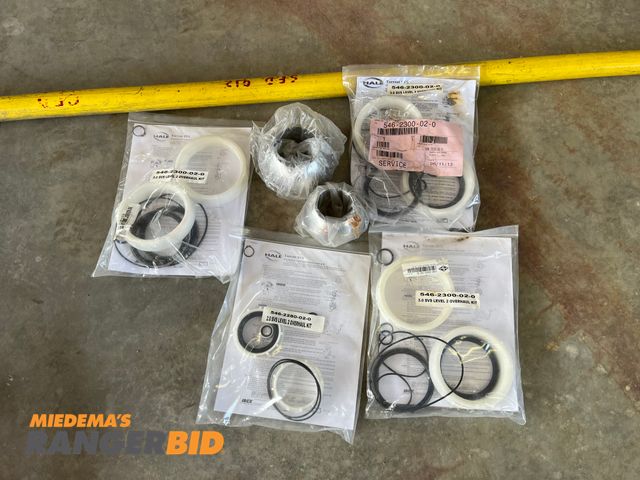 Lot 30-3546 - 4 Hale Level 2 Overhaul Kits new