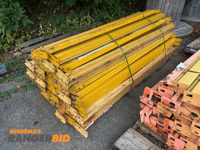 Lot 30-20 - LOT OF (54) Keystone Style Pallet Racking Crossbeams