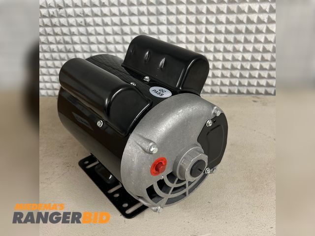 Lot 30-9792 - Lot of two (2) Air Compressor Motor CM03V56 3 Horsepower Air Compressor Motor