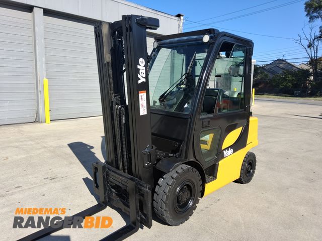 Lot 30-11500 - Yale 5,000lbs Capacity, Pneumatic Tire Forklift - See Video for Operation