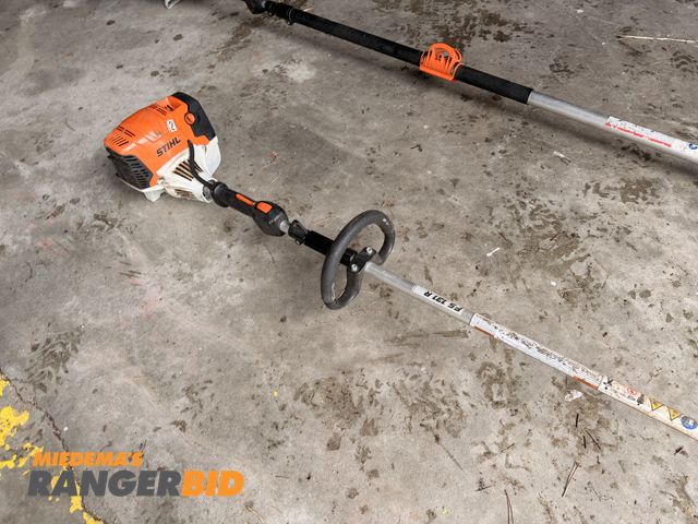 Lot 30-3266 - Stihl FS131 R Weedwhip Gas Powered Recoil Start String Trimmer